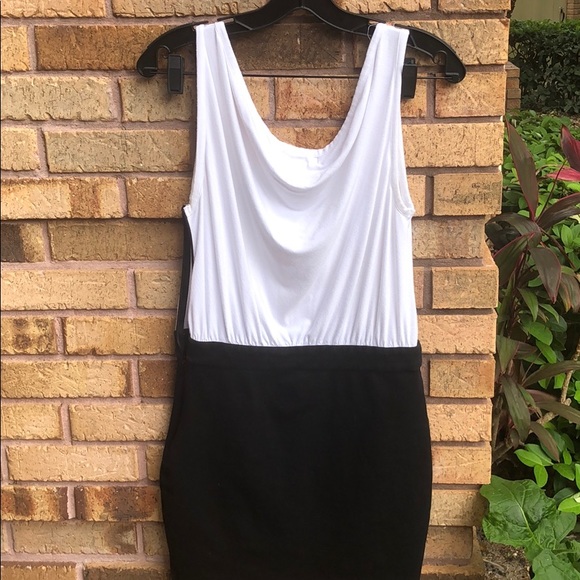 LaROK White&Black Mini Dress! 🤍🖤 - Picture 5 of 6